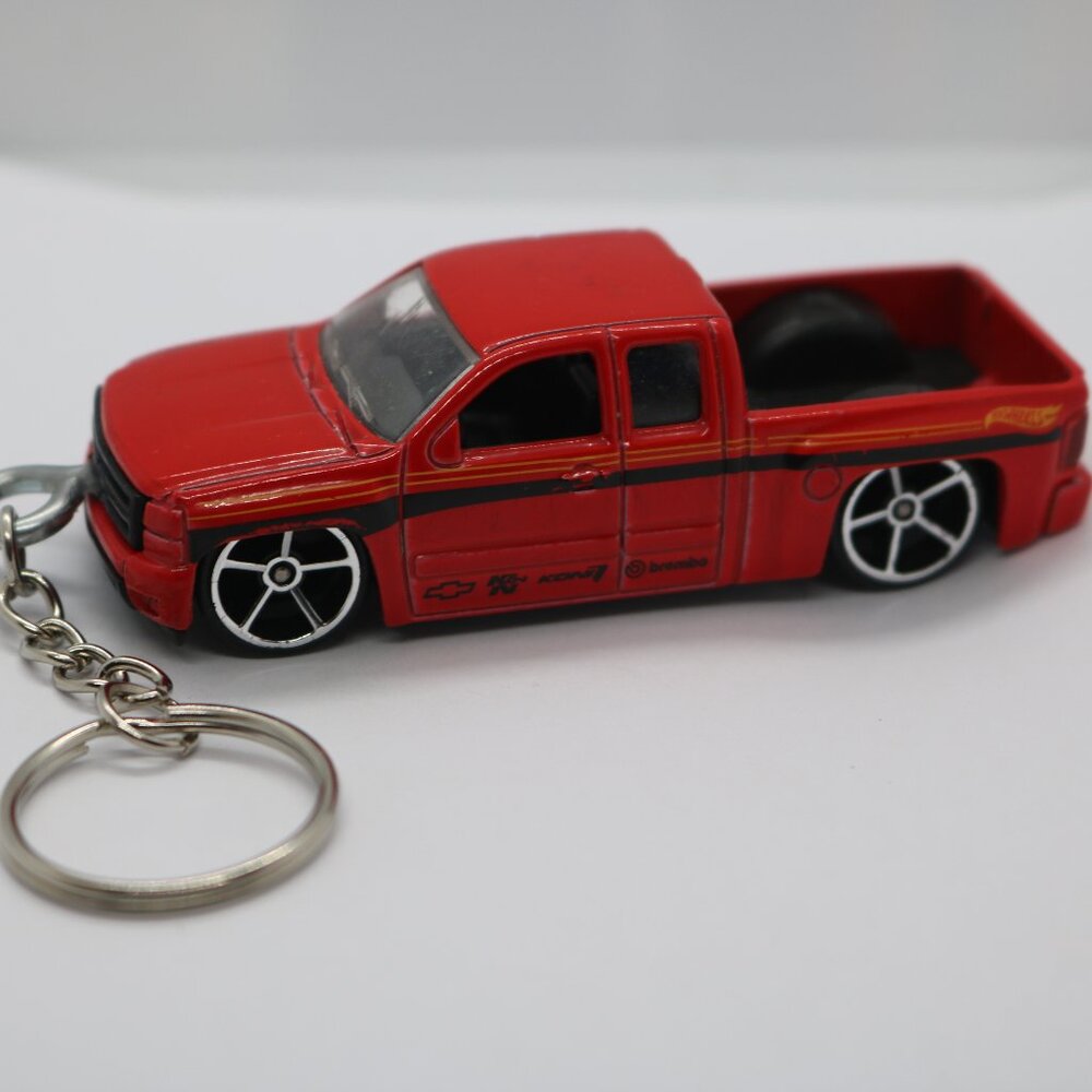 Hot Wheels Silverado truck 1:64 scale functional keychain